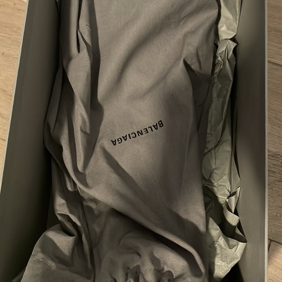 Balenciaga slides - Picture 4 of 4